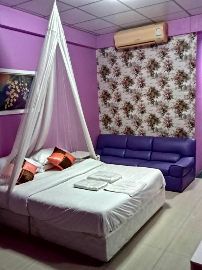 Baan Sood Soi 1 บ้านสุดซอย เรซิเด้นท์ 1 Albergue